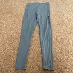 Blue gym shake leggings